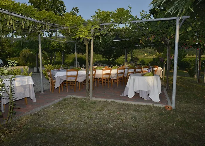 בית הארחה La Pergola 3*